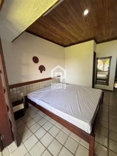 Apartamento duplex a venda com 2 suítes frontal mar pé na areia na Vila de Praia do Forte Bahia