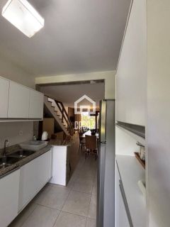Apartamento mobiliado a venda com 2 suítes no condomínio Reserva Praia do Forte em Praia do Forte Bahia