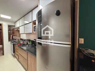 Apartamento térreo mobiliado com 2 suítes varanda gourmet no condominio Belvere na Praia da Espera em Itacimirim