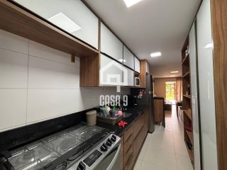 Apartamento térreo mobiliado com 2 suítes varanda gourmet no condominio Belvere na Praia da Espera em Itacimirim
