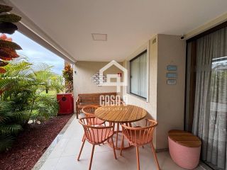 Apartamento térreo mobiliado com 2 suítes varanda gourmet no condominio Belvere na Praia da Espera em Itacimirim