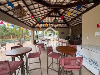 Apartamento térreo mobiliado com 2 suítes varanda gourmet no condominio Belvere na Praia da Espera em Itacimirim