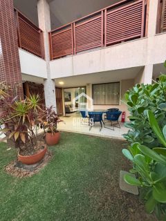 Apartamento térreo mobiliado com 2 suítes no condominio Belvere na Praia da Espera em Itacimirim
