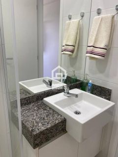 Apartamento mobiliado com 2 suítes a venda no condominio Paraiso dos Coqueiros em Guarajuba Bahia