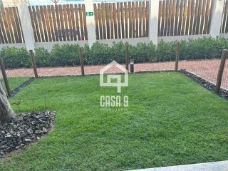 Apartamento garden térreo mobiliado com 2 suites à venda em Itacimirim Bahia