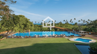 Terreno com 700m² próximo da ponte a venda no Condomínio Enseada do Castelo em Praia do Forte Bahia