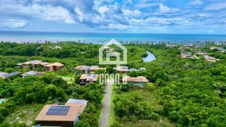 Terreno com 700m² próximo da ponte a venda no Condomínio Enseada do Castelo em Praia do Forte Bahia