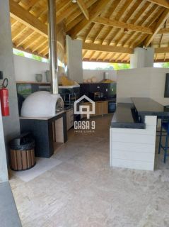 Terreno a venda com 700 m² de esquina próximo da praia no Condomínio Praia do Castelo em Praia do Forte Bahia