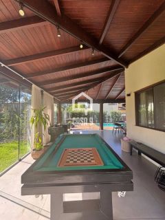Casa mobiliada e decorada com 04 suítes e piscina privativa a venda no Alto da Constância em Praia do Forte Bahia