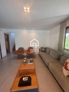 Casa mobiliada e decorada com 04 suítes e piscina privativa a venda no Alto da Constância em Praia do Forte Bahia