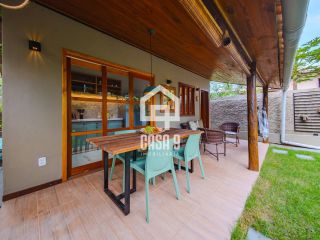 Casa com 5 suites á venda em Imbassaí