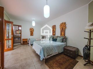 Casa com 5 suites á venda em Imbassaí