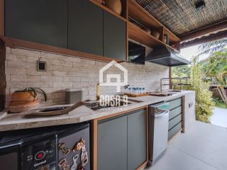 Casa com 5 suites á venda em Imbassaí