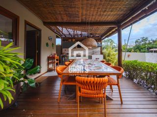 Casa com 5 suites á venda em Imbassaí