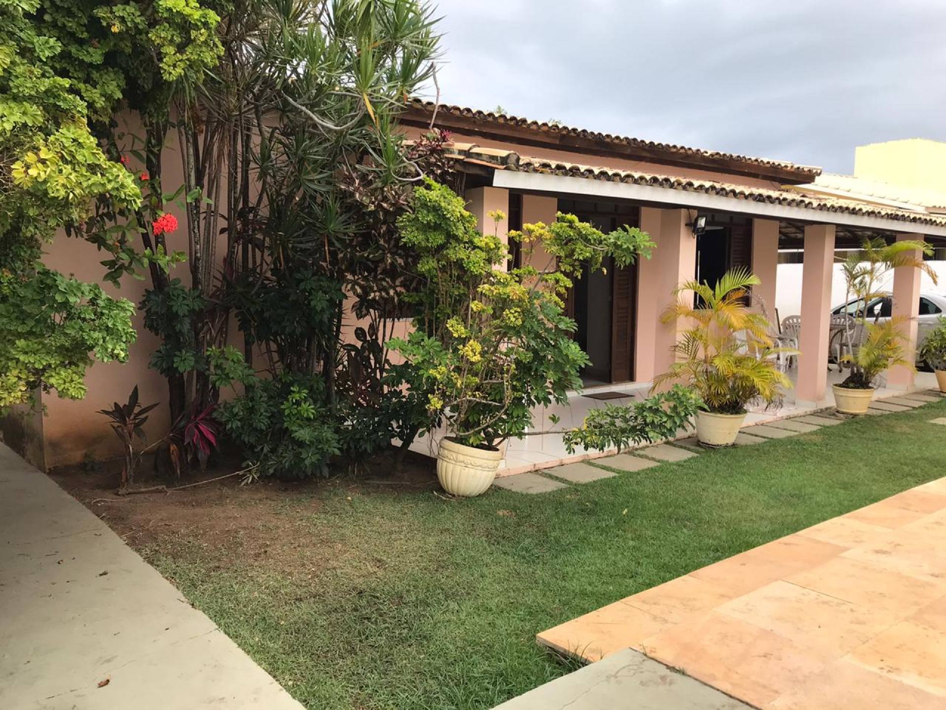 Casa terrea a venda com 6 quartos no condomínio com acesso ao mar Enseada Praia da Espera em Itacimirim Bahia