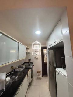 Apartamento térreo mobiliado a venda com 2 suítes no condominio Vivendas do Farol em Praia do Forte Bahia