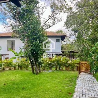 Casa com 3 suites a venda no Condominio Alto da Enseada em Praia do Forte Bahia