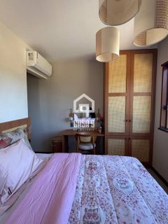 Casa para locação anual com 4 suítes decorada no condominio Alto da Constancia em Praia do Forte Bahia