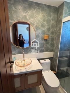 Casa para locação anual com 4 suítes decorada no condominio Alto da Constancia em Praia do Forte Bahia