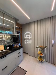 Casa para locação anual com 4 suítes decorada no condominio Alto da Constancia em Praia do Forte Bahia