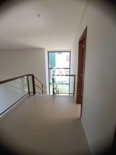 Casa duplex com 4 suítes para locação anual no condominio Fazenda Praia do Forte em Açu da Torre Bahia