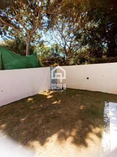 Casa duplex com 4 suítes para locação anual no condominio Fazenda Praia do Forte em Açu da Torre Bahia