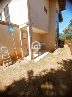 Casa duplex com 4 suítes para locação anual no condominio Fazenda Praia do Forte em Açu da Torre Bahia