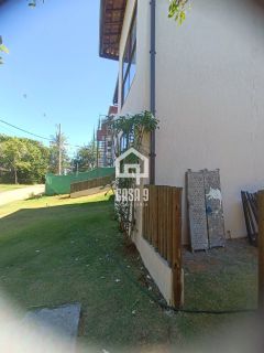 Casa duplex com 4 suítes para locação anual no condominio Fazenda Praia do Forte em Açu da Torre Bahia