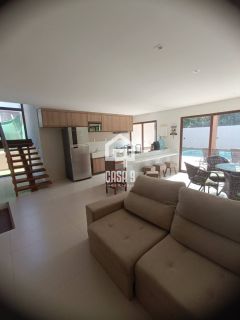 Casa duplex com 4 suítes para locação anual no condominio Fazenda Praia do Forte em Açu da Torre Bahia