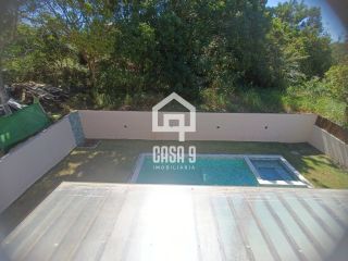 Casa duplex com 4 suítes para locação anual no condominio Fazenda Praia do Forte em Açu da Torre Bahia
