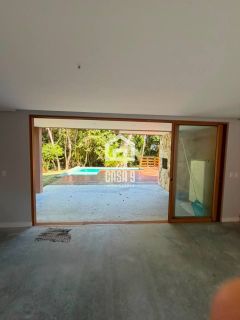 Casa a venda com 4 suítes nunca habitada no condominio Fazenda Praia do Forte em Açu da Torre Bahia