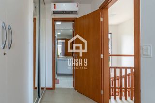 Casa duplex com gardem e 3 quartos pra alugar anual no Condominio Alto da Enseada em Praia do Forte Bahia