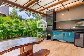 Casa duplex com gardem e 3 quartos pra alugar anual no Condominio Alto da Enseada em Praia do Forte Bahia