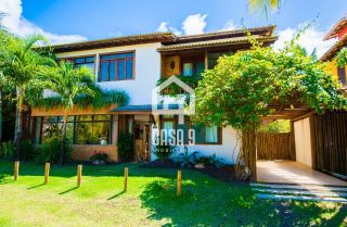 Casa a venda mobiliada com 5 suítes no condominio Porta das Baleias em Praia do Forte Bahia