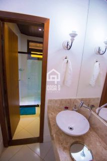 Casa a venda mobiliada com 5 suítes no condominio Porta das Baleias em Praia do Forte Bahia