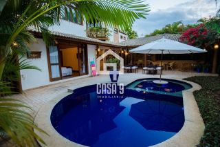 Casa a venda mobiliada com 5 suítes no condominio Porta das Baleias em Praia do Forte Bahia