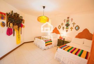 Casa a venda mobiliada com 5 suítes no condominio Porta das Baleias em Praia do Forte Bahia