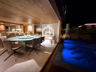 Casa com 4 suítes mobiliada pra locação anual no Reserva dos Jacarandás em Praia do Forte Bahia