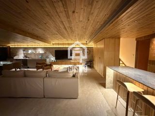 Casa com 4 suítes mobiliada pra locação anual no Reserva dos Jacarandás em Praia do Forte Bahia