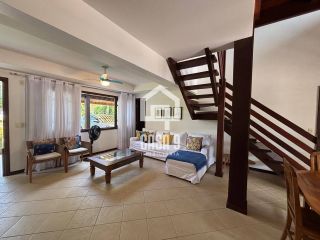 Casa duplex mobiliada com 4 suítes a venda no condominio Residencial Praia do Forte na Vila de Praia do Forte Bahia