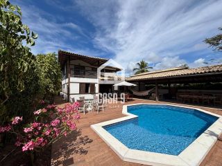 Casa duplex mobiliada com 4 suítes a venda no condominio Residencial Praia do Forte na Vila de Praia do Forte Bahia