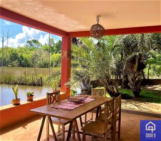 Casa 4 quartos a beira da Lagoa Aruá Praia do Forte Bahia