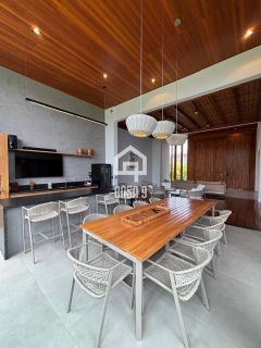 Casa alto padrão 5 suítes em Condomínio Fechado Praia do Forte Bahia
