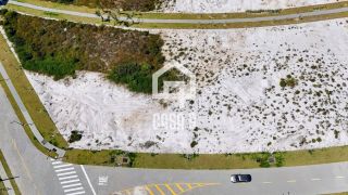 Terreno a venda no Condomínio Alphaville 2 em Guarajuba Bahia