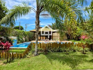 Casa a venda com 3 quartos na Vila de Imbassai Bahia