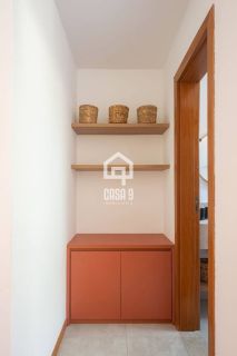 Casa duplex mobiliada com 4 suítes à venda no Condomínio Fazenda Praia do Forte Bahia