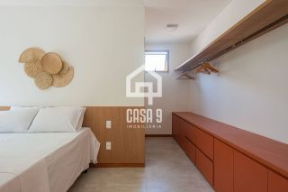 Casa duplex mobiliada com 4 suítes à venda no Condomínio Fazenda Praia do Forte Bahia