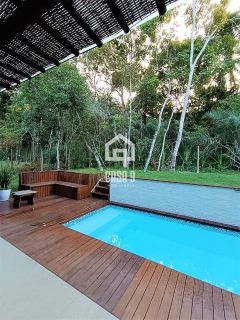 Casa térrea em terreno privativo com 3 quartos para aluguel anual no condomínio Fazenda Praia do Forte Bahia