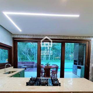 Casa térrea em terreno privativo com 3 quartos para aluguel anual no condomínio Fazenda Praia do Forte Bahia