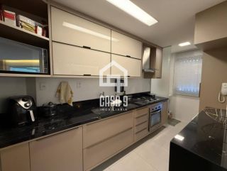 Apartamento térreo mobiliado com 3 suítes a venda no Condomínio Lua Cheia pé na areia em Itacimirim Bahia